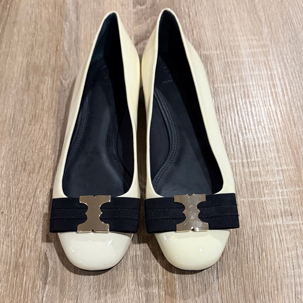 Tory Burch Cream and Black Flats
